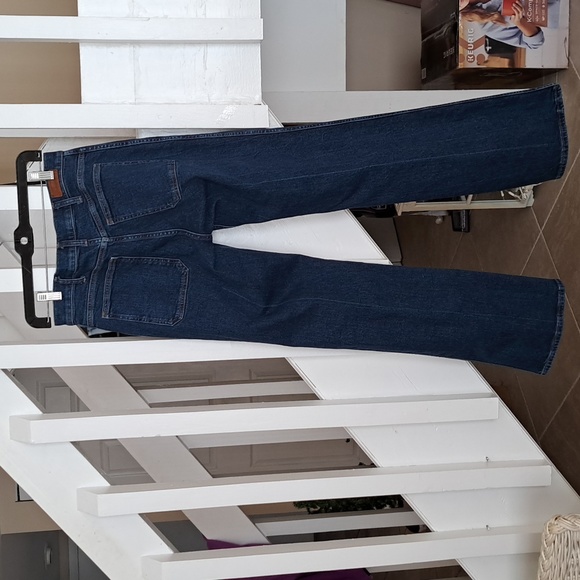 Polo Ralph Lauren Boot Jean sz28 EUC in a Medium dark wash. - Picture 9 of 14